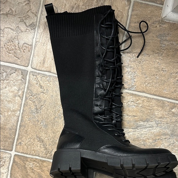 Black Lace-Up Women's Boots - Picture 4 of 4